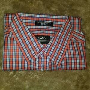 Matix Men short sleeve button up shirt